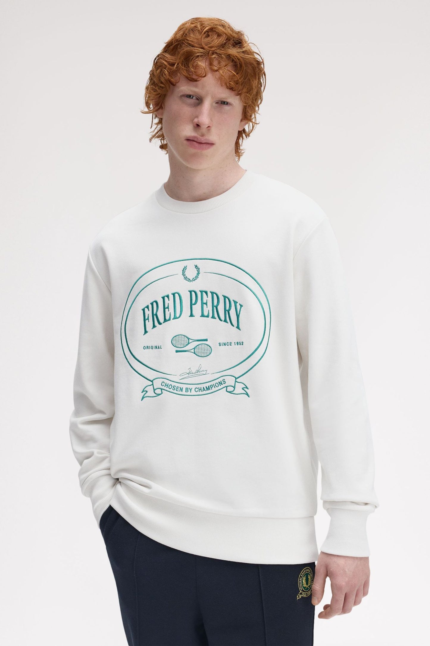 SUDADERA CHOSEN BY CHAMPIONS