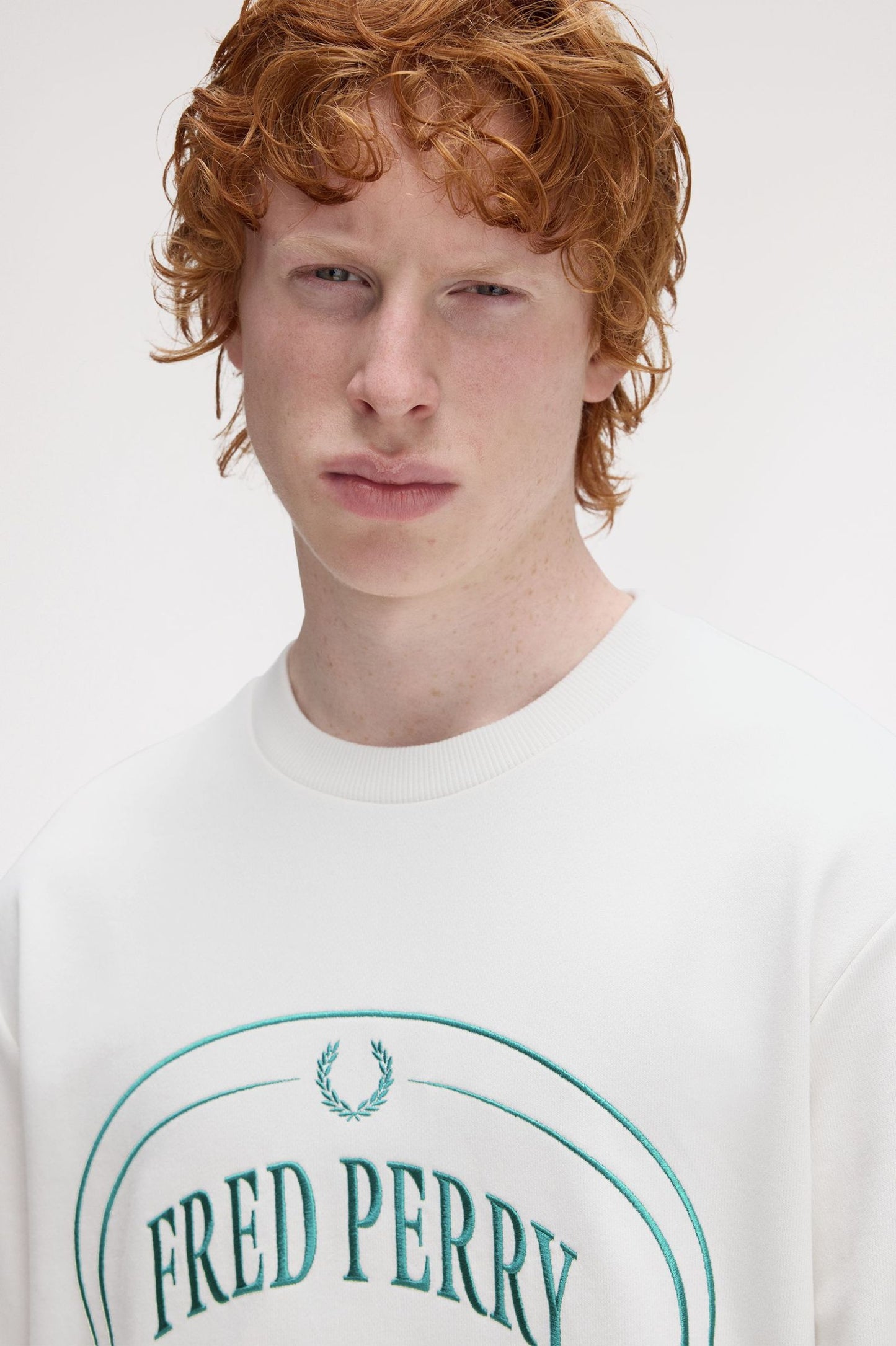 SUDADERA CHOSEN BY CHAMPIONS