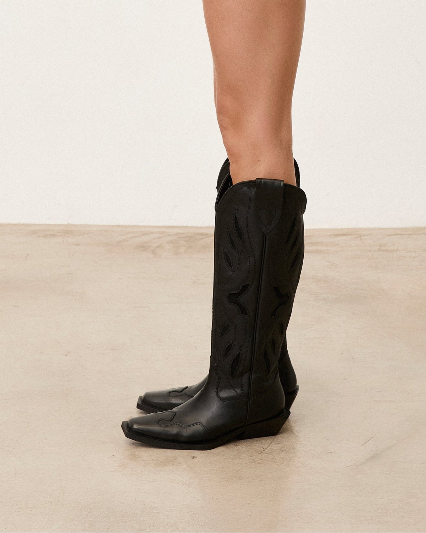 BOTA ROUGE WESTERN NEGRO