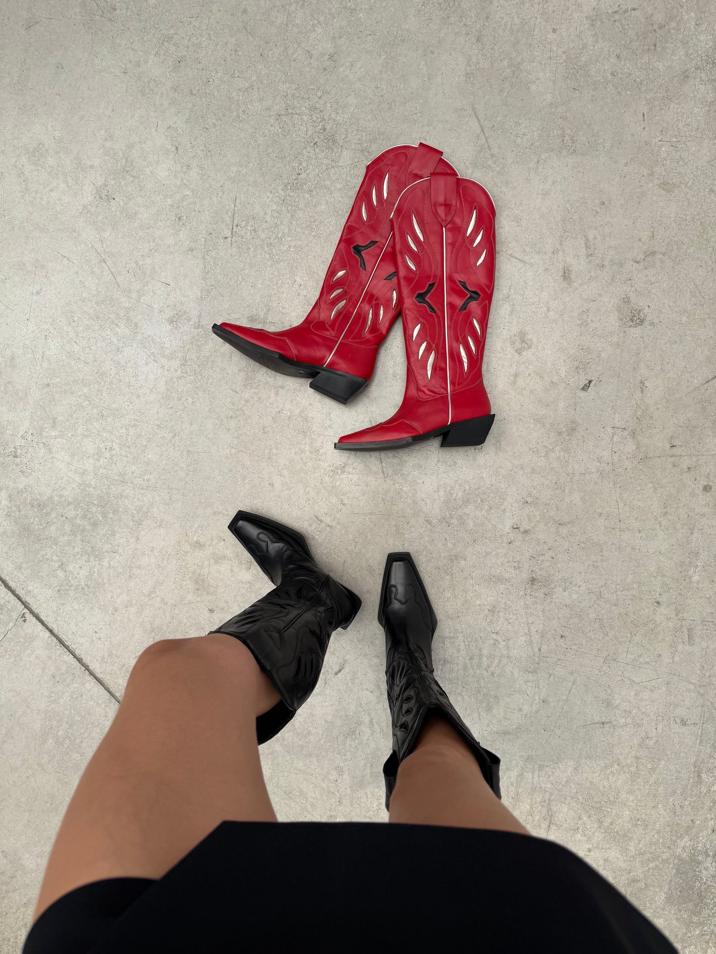 BOTA ROUGE WESTERN NEGRO