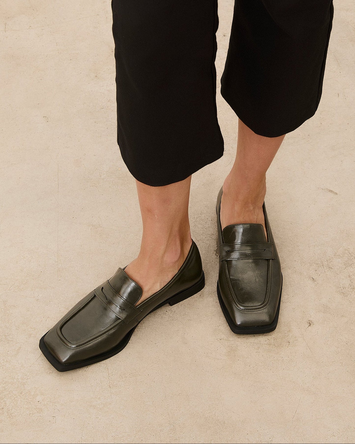 ZAPATO ROGER KAKI