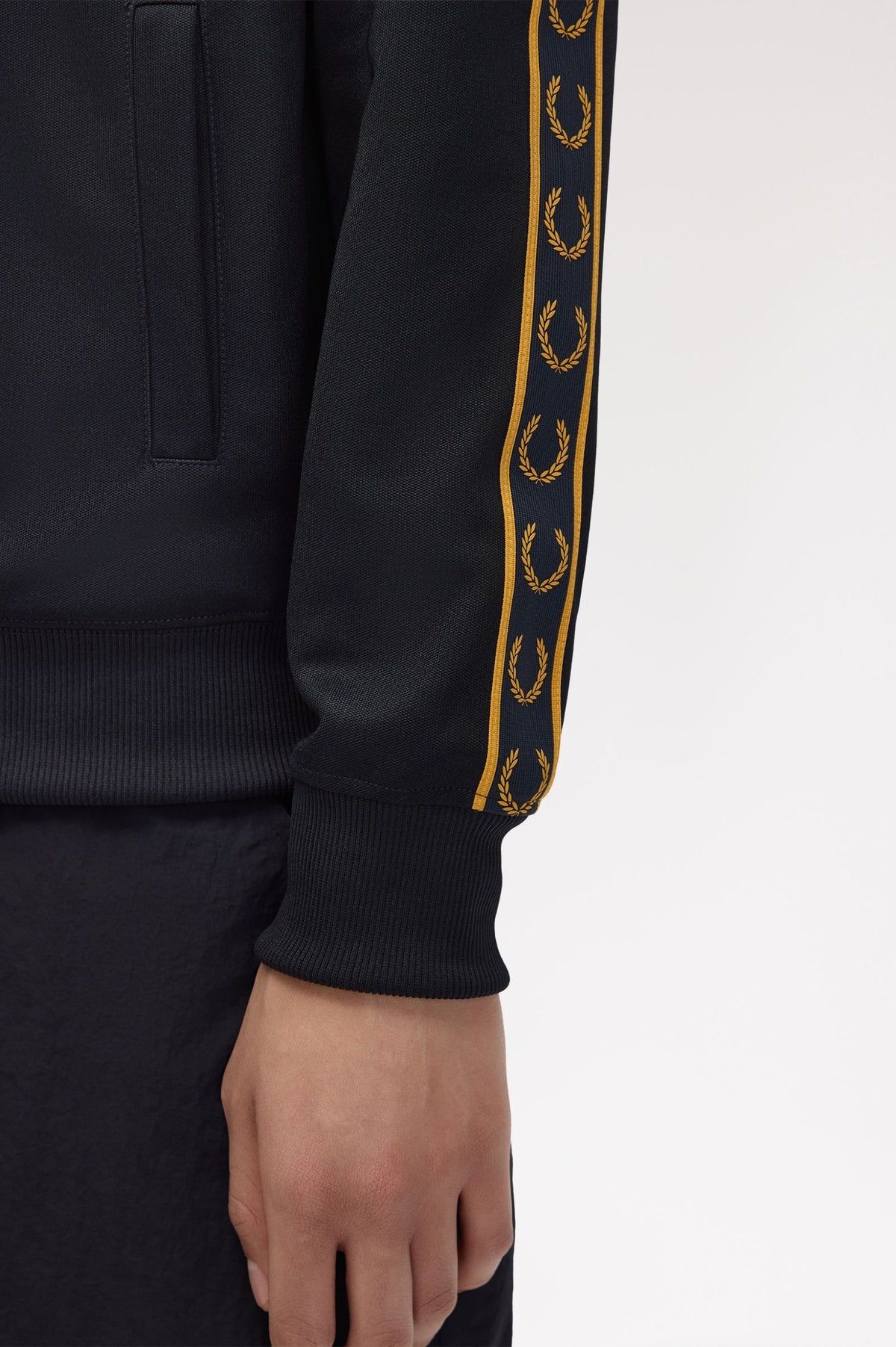 CHAQUETA CHANDAL FRED PERRY