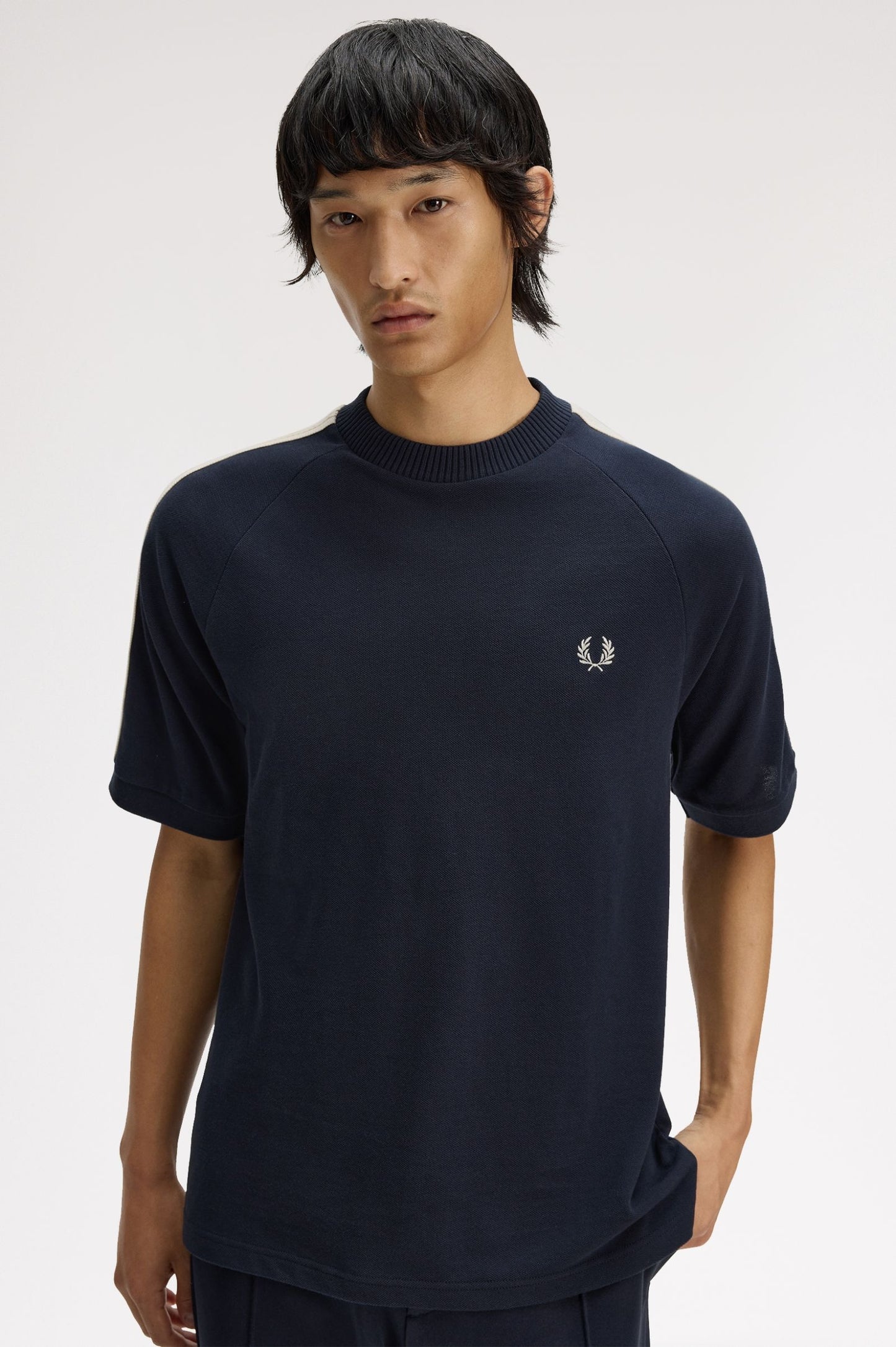 CAMISETA FRED PERRY PIQUÉ TRENZAS