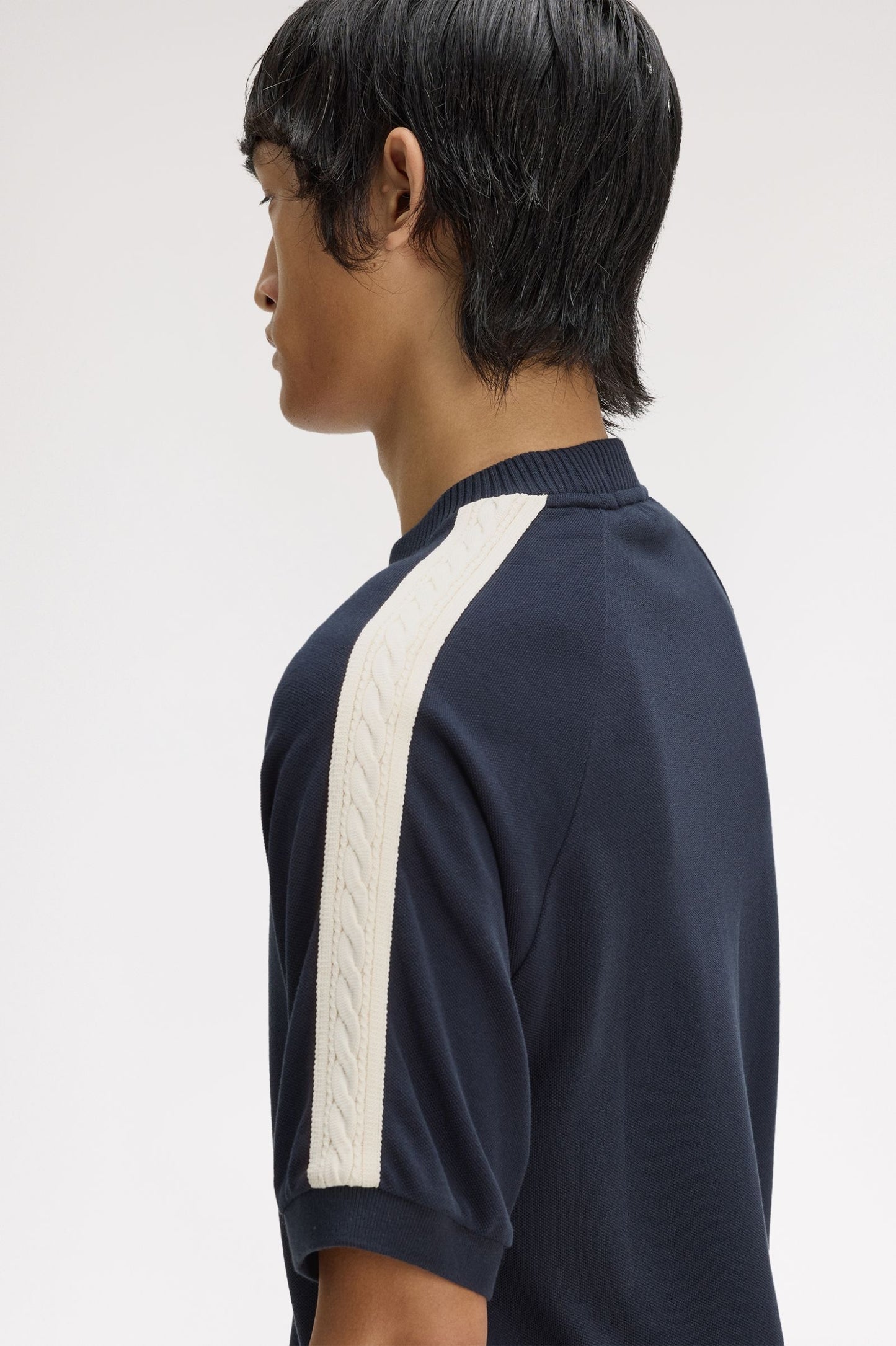 CAMISETA FRED PERRY PIQUÉ TRENZAS