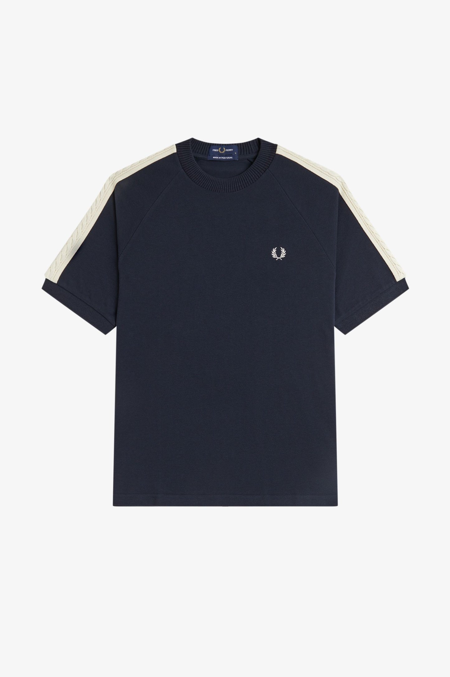 CAMISETA FRED PERRY PIQUÉ TRENZAS