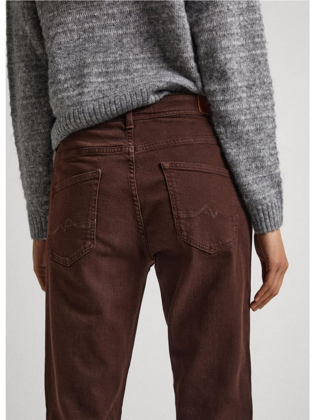 JEANS SLIM TAPED MARRÓN